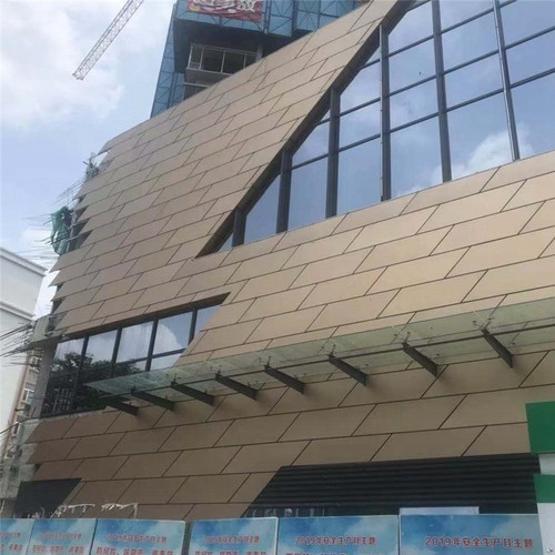氟碳铝单板大量应用于门头装饰的优势