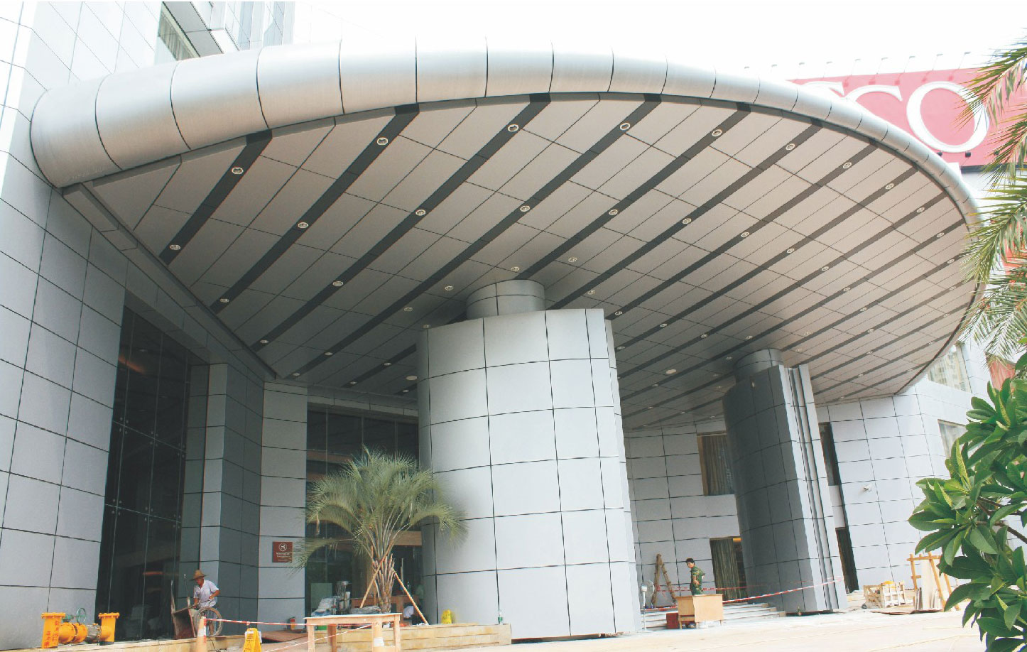 1-2010231326480-L.jpg